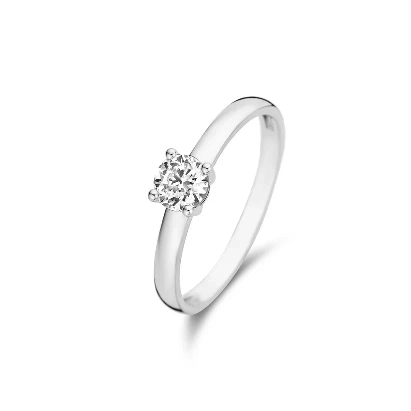 Mira Castelle Gold Ring