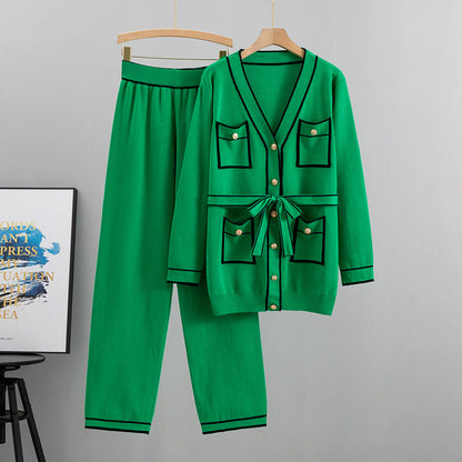 CD | Pantaloni de iarnă la modă și minimaliști