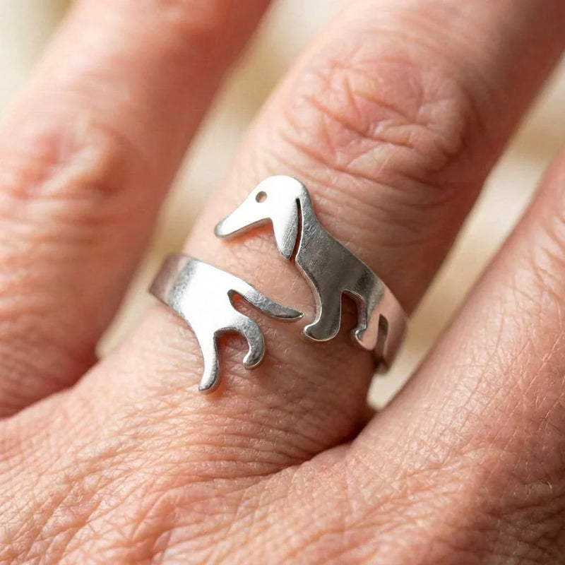 Minimalist Dachshund Ring