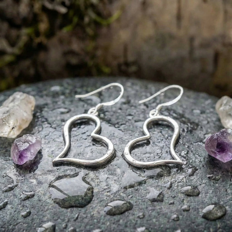 Minimalist Heart Dangle Earrings