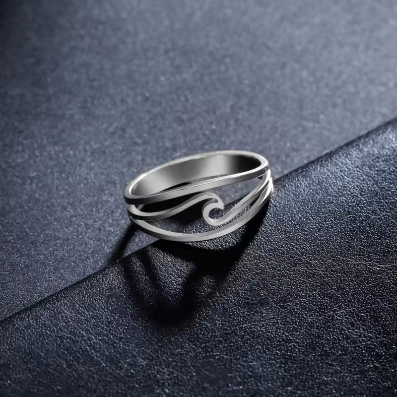 Minimalist Wave Ring