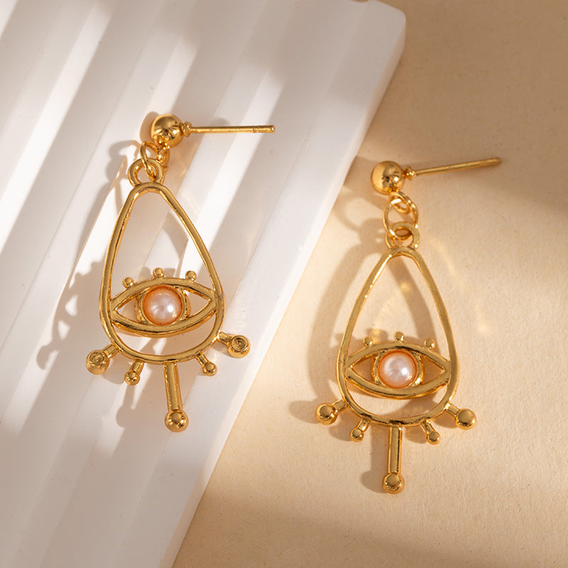 Mystical Pearl Earrings