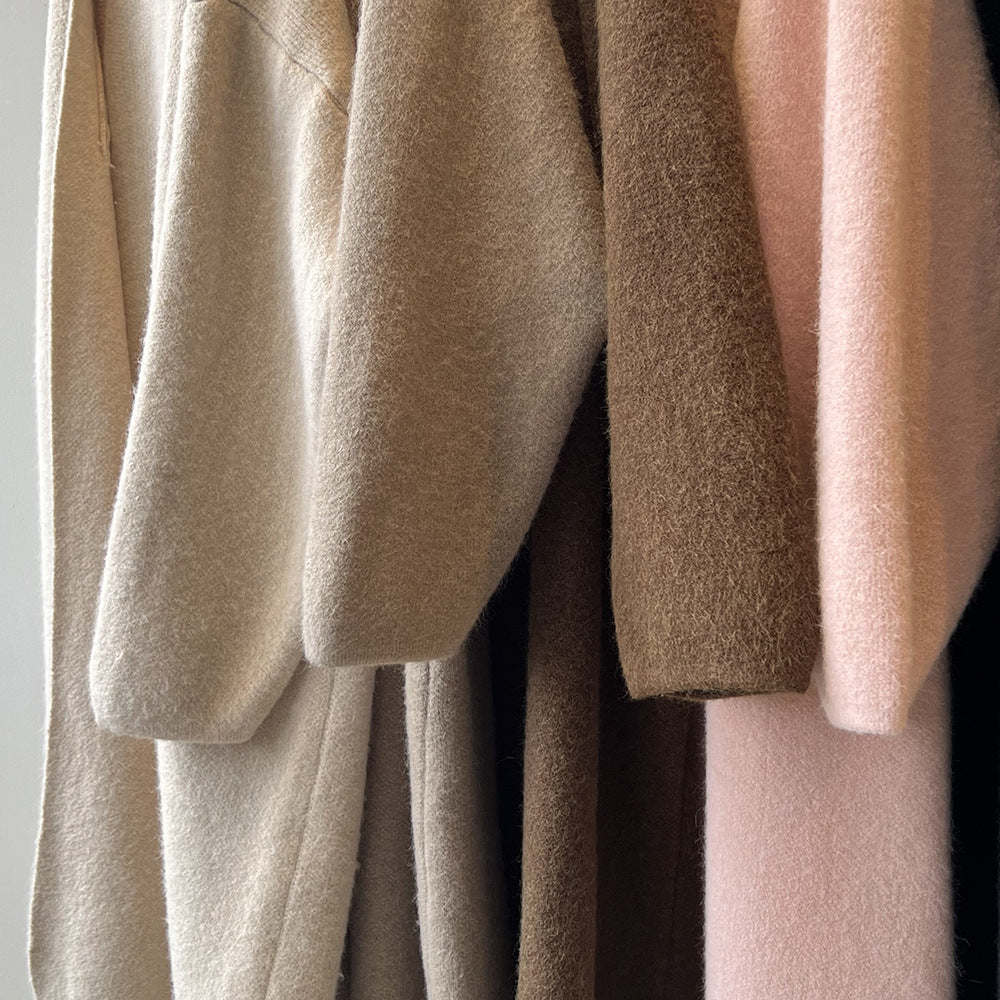 CD | Cardigan de iarnă la modă și minimalist