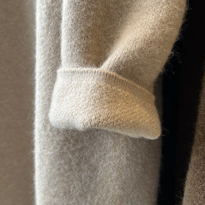 CD | Cardigan de iarnă la modă și minimalist