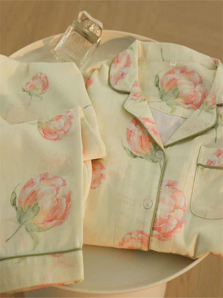 Timeless Vintage Style Garment