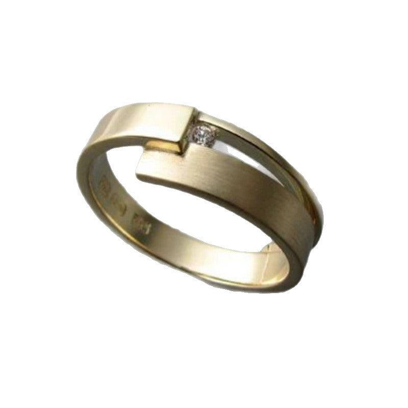 Classic Ring With Timeless Appeal