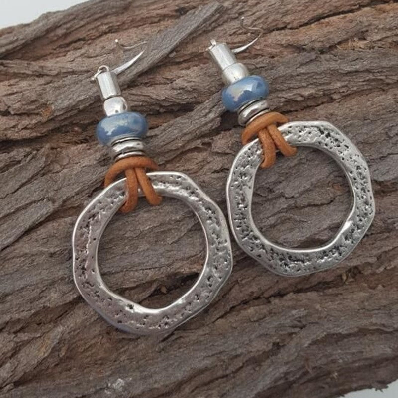 Beautiful Earring With Unique Style