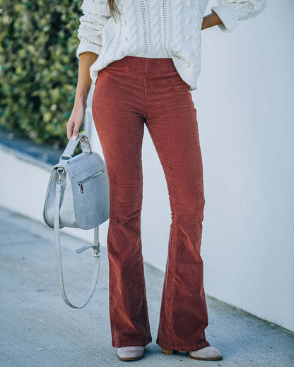 CD | Pantaloni trendy și proaspeți