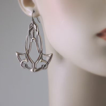 Vintage Silver Moon Blossom Earring