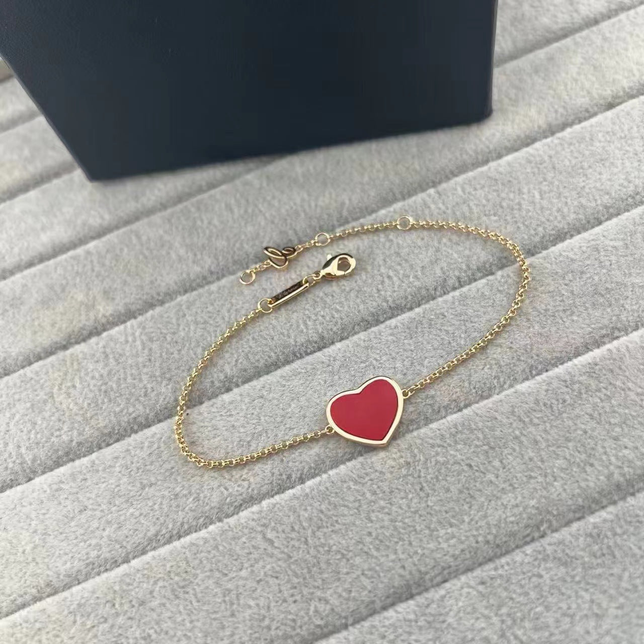 Romantic Red Heart Bracelet