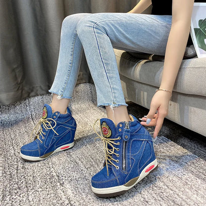Ortopedice Adidași versatile și de susținere