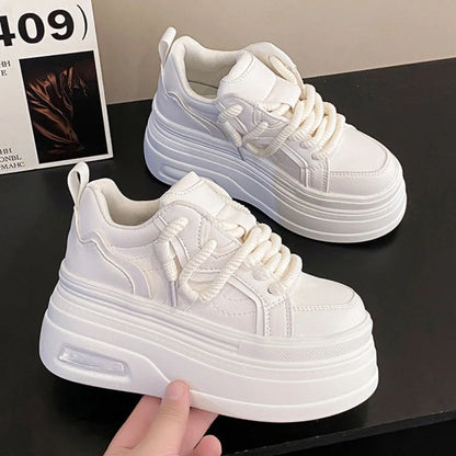Ortopedice Adidași la modă și de susținere