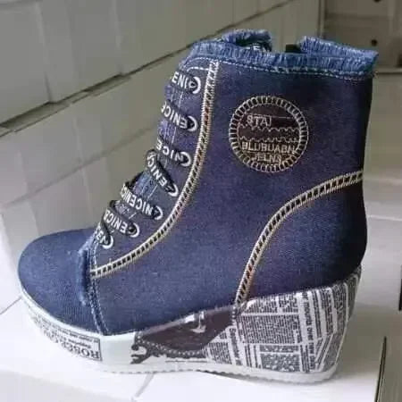 Ortopedice Adidași versatile și de susținere
