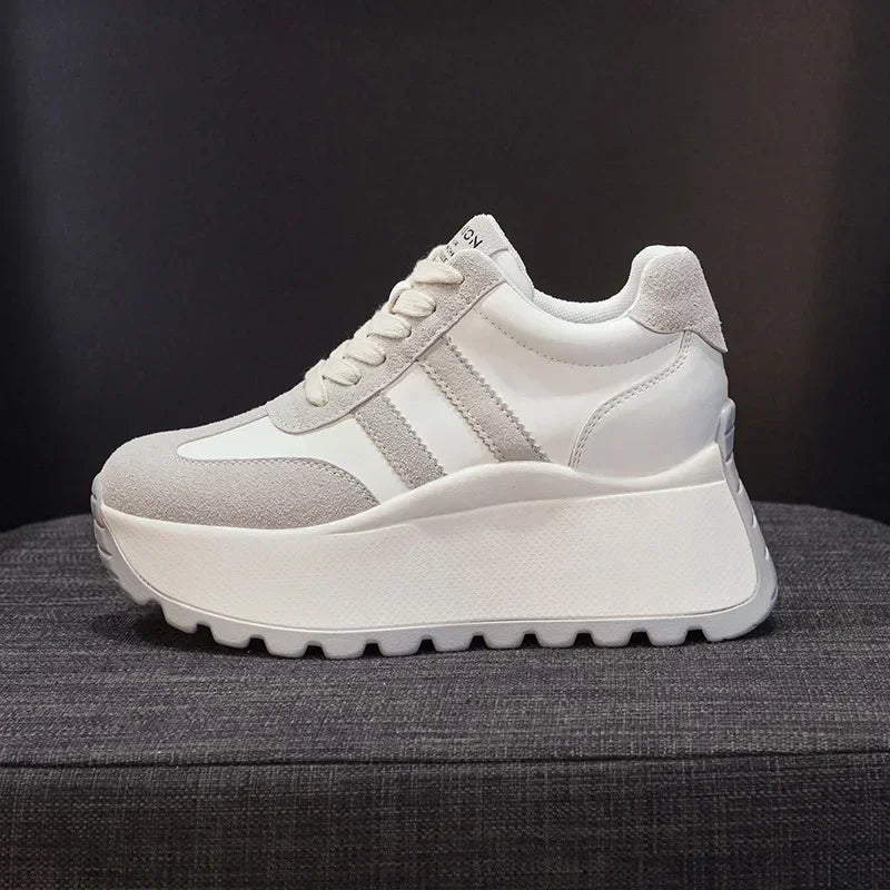 Ortopedice Adidași confortabile și la modă