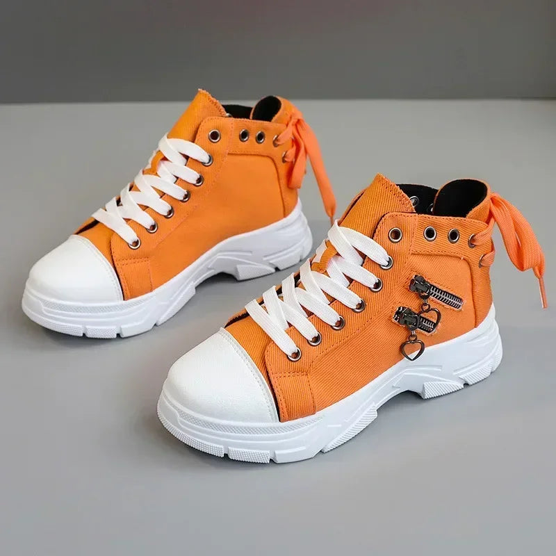 Ortopedice Adidași la modă și de susținere