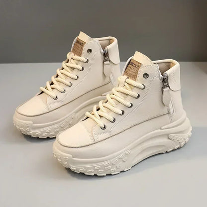 Ortopedice Adidași la modă și de susținere