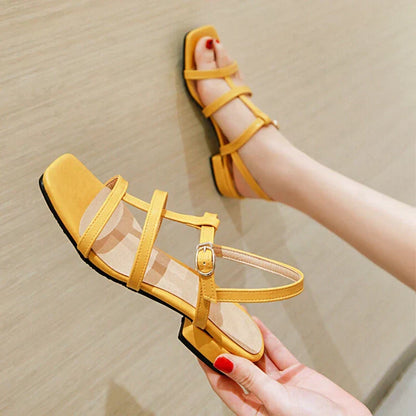 CD | Curele cu toc jos deasupra sandalelor casual