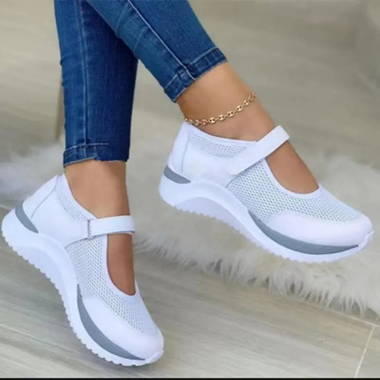 Ortopedice Adidași la modă și de susținere