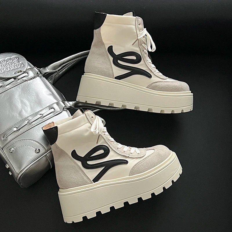 Ortopedice Adidași elegante și de susținere