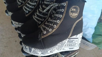 Ortopedice Adidași versatile și de susținere