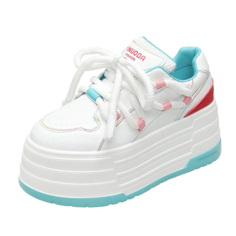 Ortopedice Adidași de susținere și trendy
