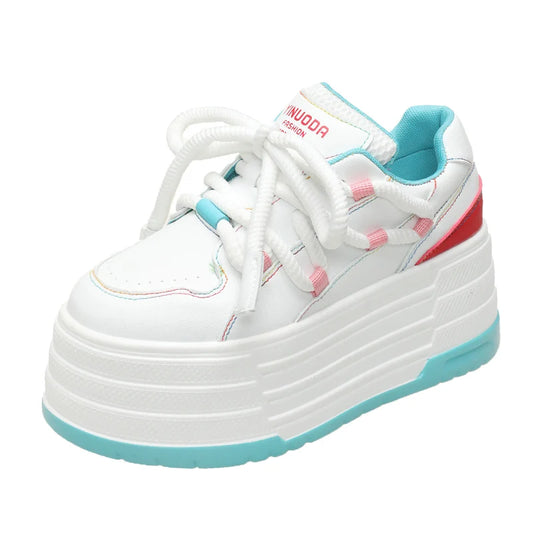 Ortopedice Adidași de susținere și trendy