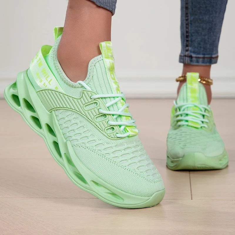 Ortopedice Adidași de susținere și trendy