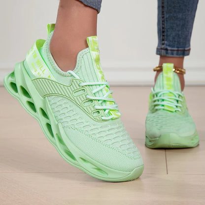Ortopedice Adidași de susținere și trendy