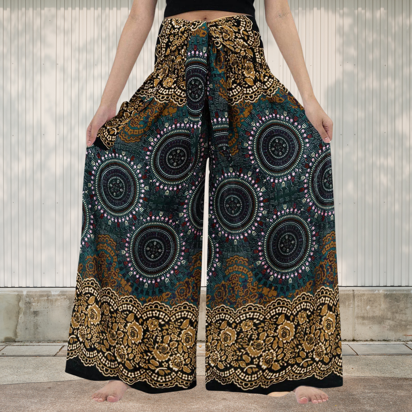 CD | Pantaloni vintage pentru femei