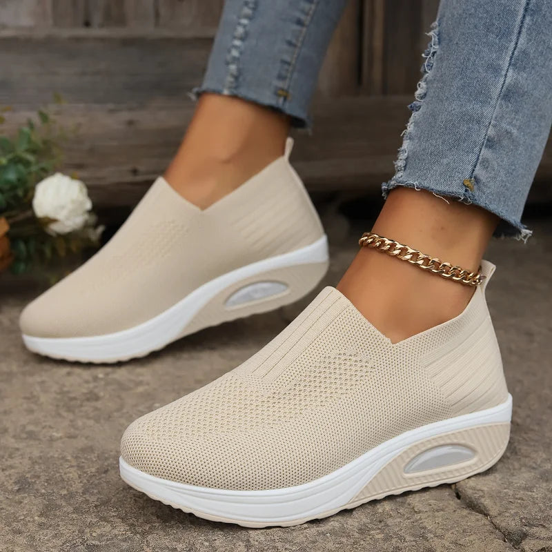 Ortopedice Adidași versatile și de susținere