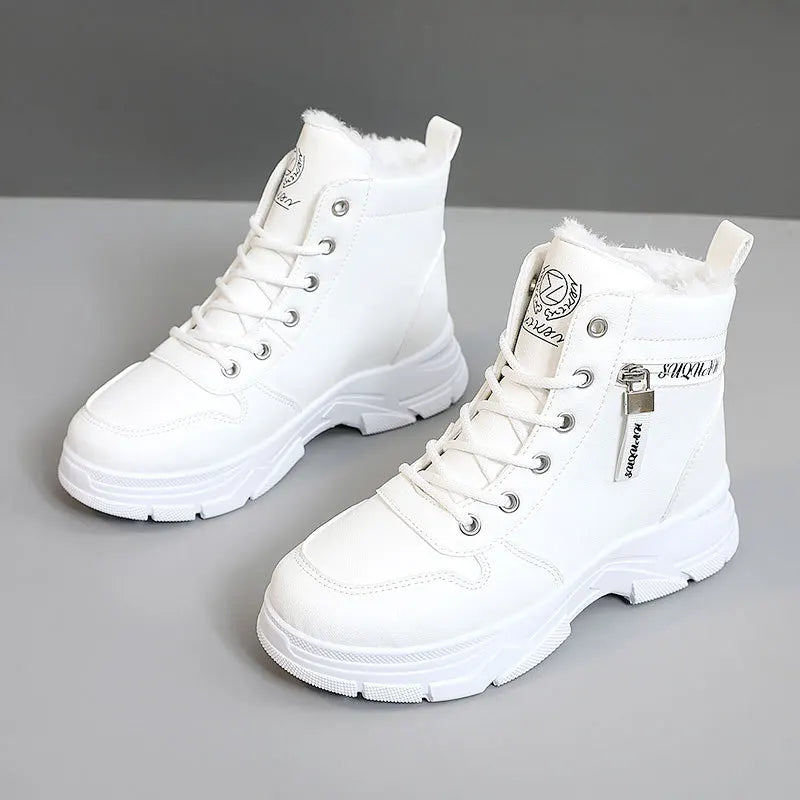 Ortopedice Adidași la modă și de susținere