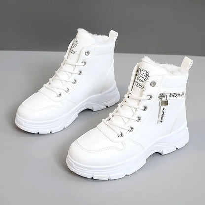 Ortopedice Adidași la modă și de susținere