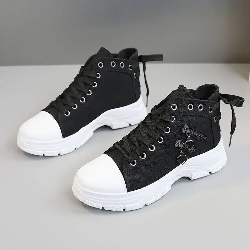 Ortopedice Adidași la modă și de susținere