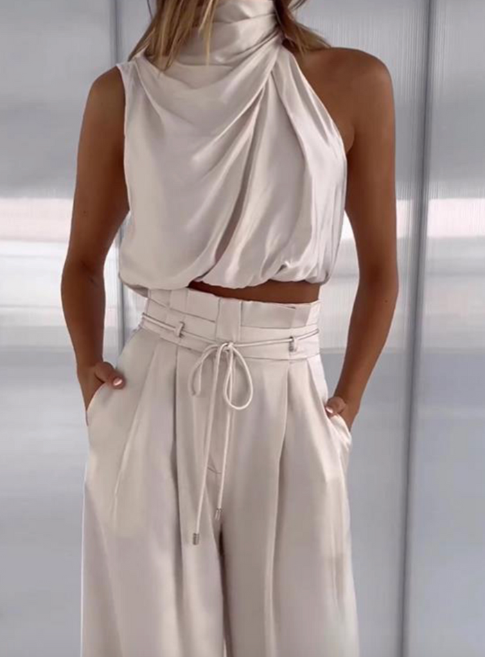 CD | Crop top cu halterneck și set de picioare largi