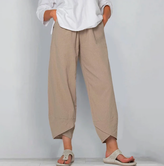 CD | Pantaloni drepți eleganți pentru femei