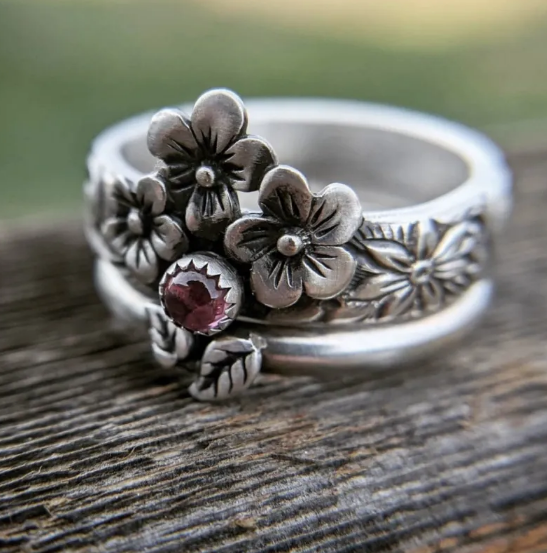 Retro Couple Rings