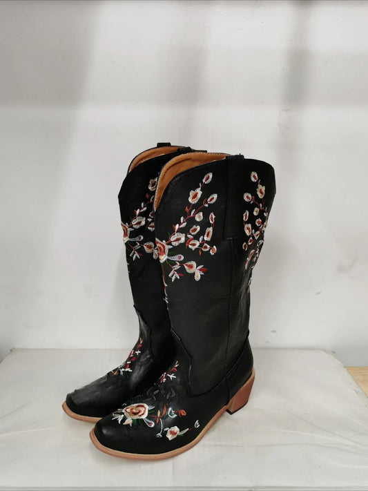 Ortopedice  de susținere și elegante