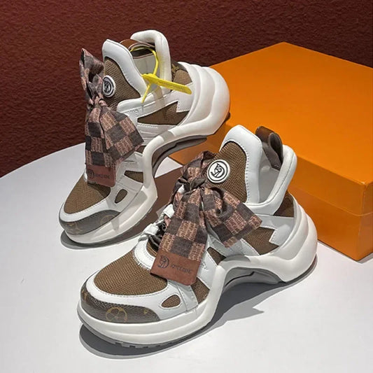 Ortopedice Adidași de susținere și elegante