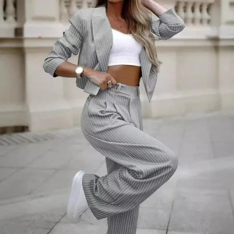 CD | Blazer elegant de damă cu pantaloni asortați