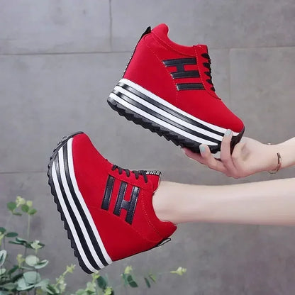 Ortopedice Adidași versatile și de susținere