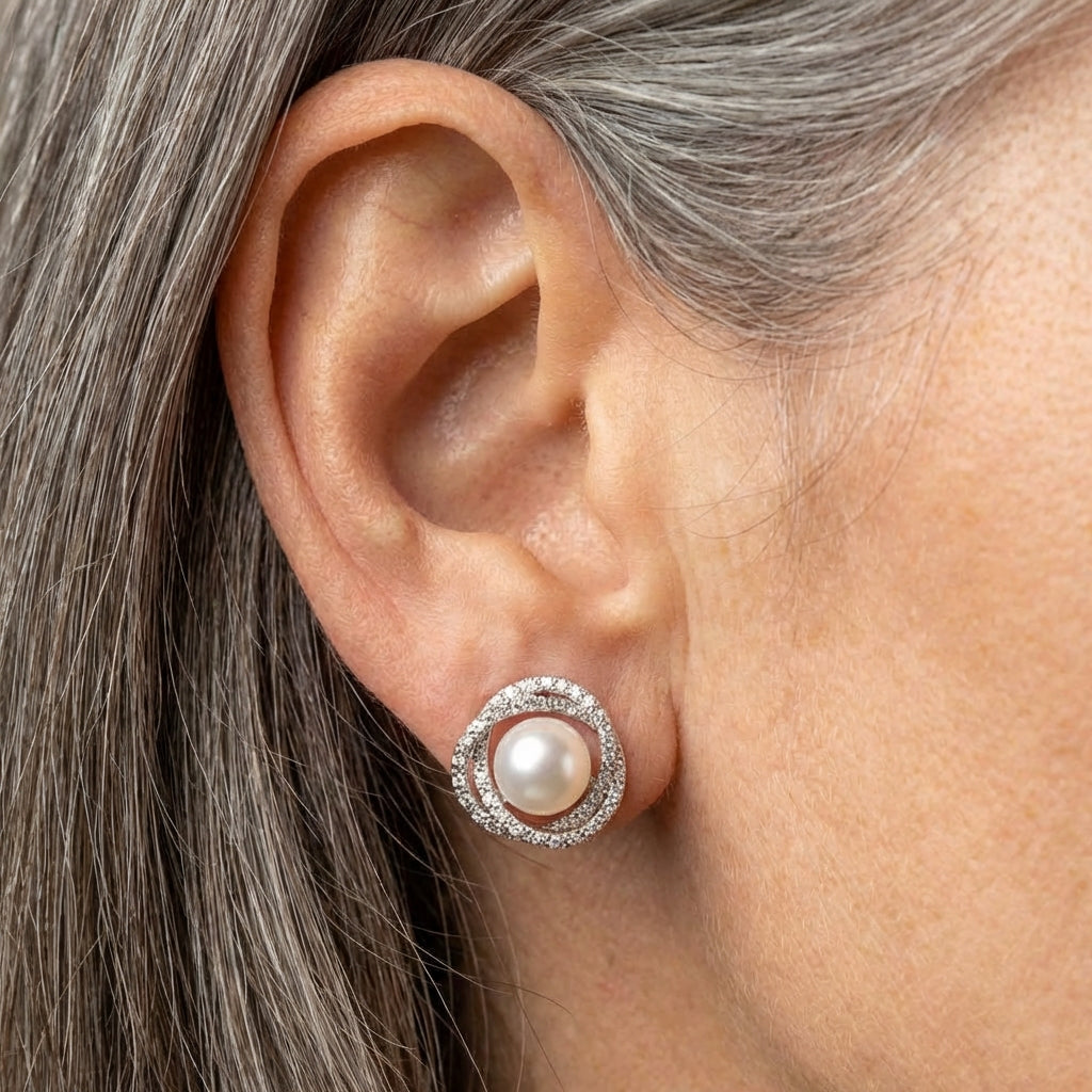 Shiny Spiral Earrings With Elegant Pearls