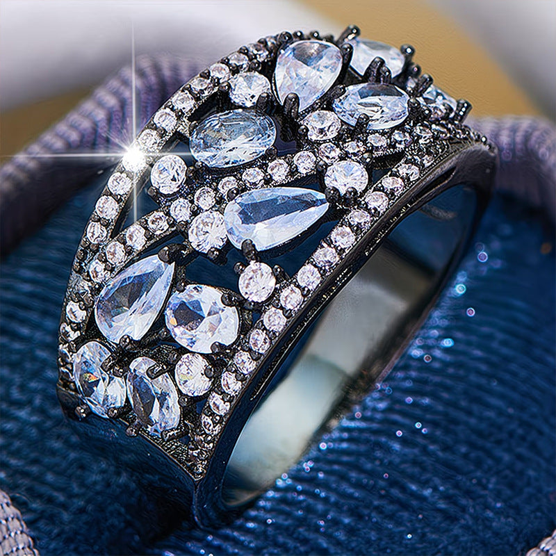 Statement Crystal Ring