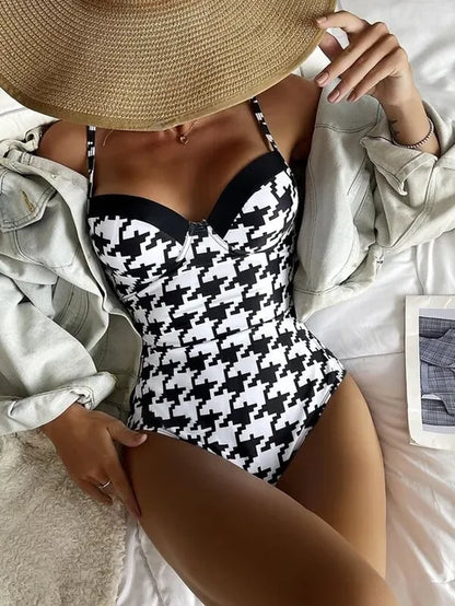 CD | Costum de baie general la modă și minimalist