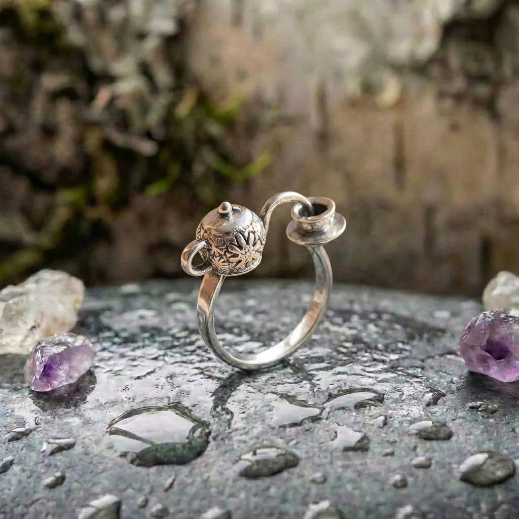 Vintage Teapot Ring