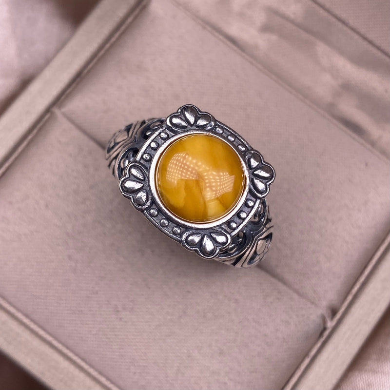 Vintage Amber Ring