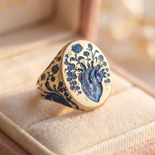 Vintage Blue Flower Gold Ring