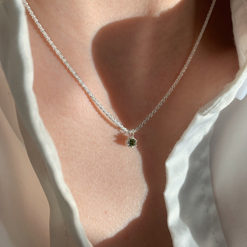 Vintage Dainty Solitaire