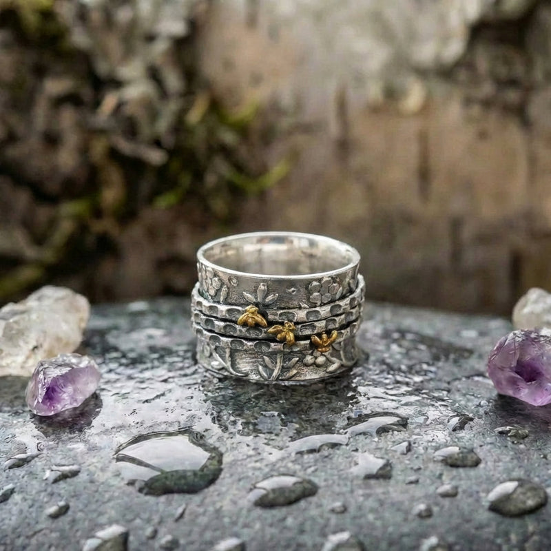 Vintage Daisy Bee Ring