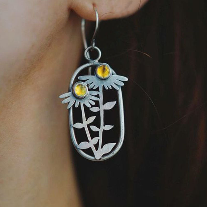 Vintage Daisy Earrings