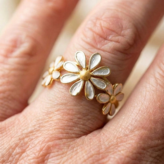 Daisy Flower Ring